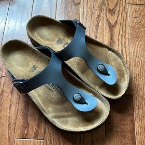 Gizeh Birkenstock Sandals